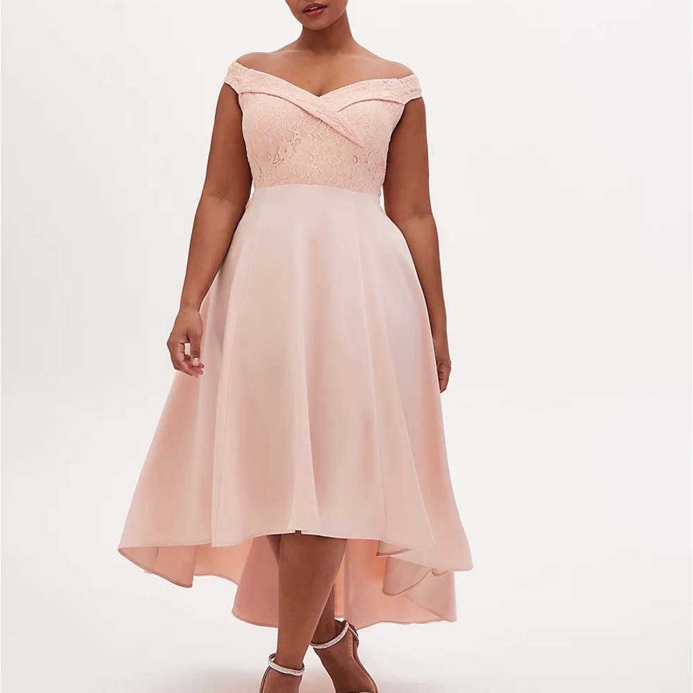 NWT DISNEY SLEEPING BEAUTY AURORA SPECIAL OCCASION LIGHT PINK OFF SHOULDER GOWN